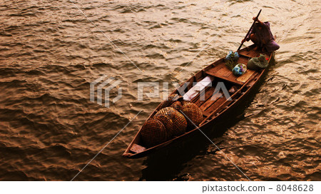 Ship 8048628