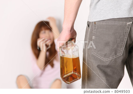 家庭暴力 8049503