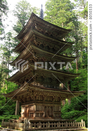 Haguroyama five-storied pagoda 8050333
