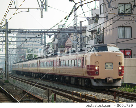Group extra train 183 series Kamata station 8061729