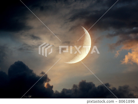half moon half moon 8061896