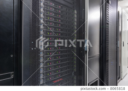network server room 8065818