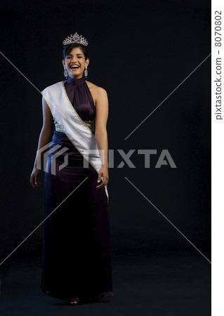 Beauty pageant walking down the ramp 8070802