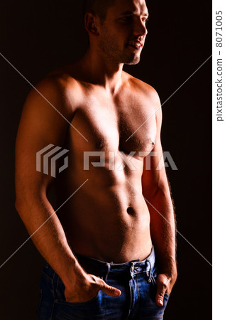 muscular torso muscular torso 8071005