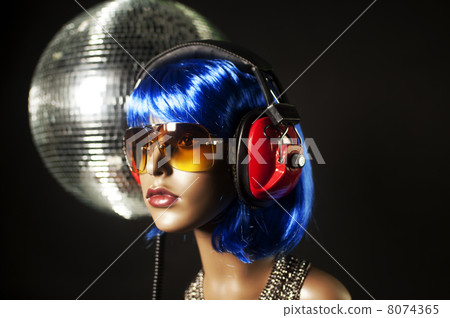 disco mannequin 8074365
