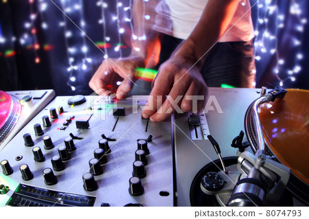 cool dj 8074793