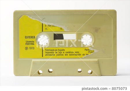 old cassette 8075073