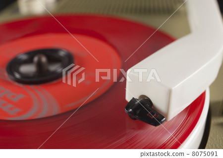 vintage record player 8075091