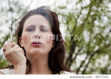 Woman Smoking 8077341
