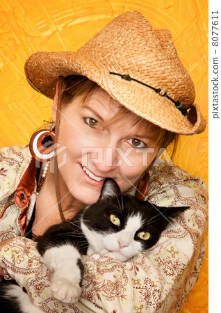 Pretty Western Woman with cat 8077611