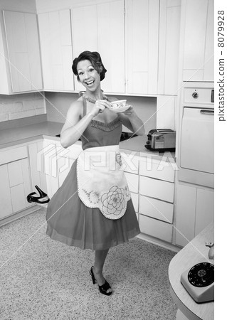 Woman Enjoying Coffee Woman Enjoying Coffee 8079928