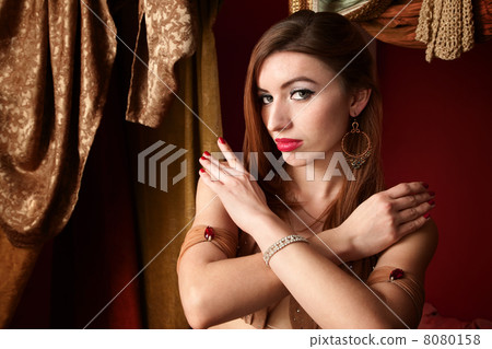 Attractive Belly Dancer Attractive Belly Dancer 8080158