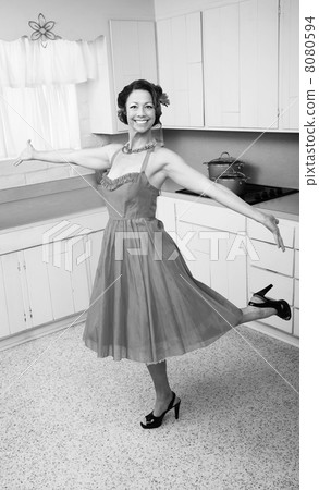 Woman Dancing Woman Dancing 8080594