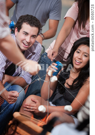 Roasting Marshmallows 8080728