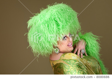 Smiling Drag Queen 8080886