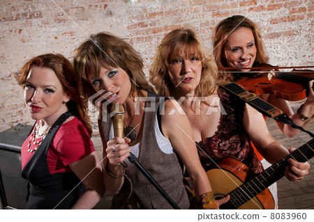 Female musicians Female musicians 8083960