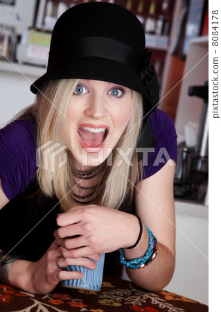 Surprised blonde girl 8084178
