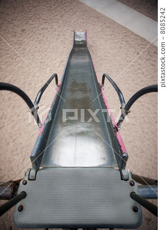 Tall Slide 8085242