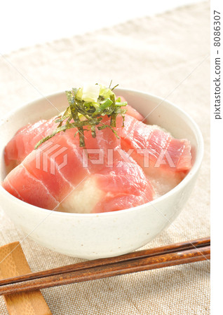 碗在山的米 8086307