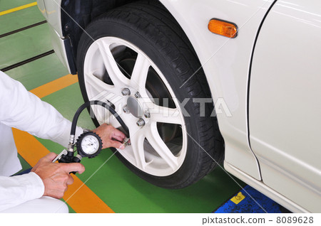 Inspection of tire air pressure 8089628