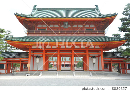 Otenmon Gate of Heian Shrine, Kyoto 8089857