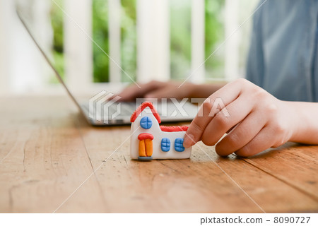 House of clay 8090727