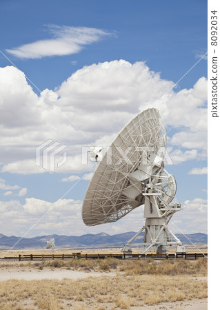 Radio Telescope 8092034
