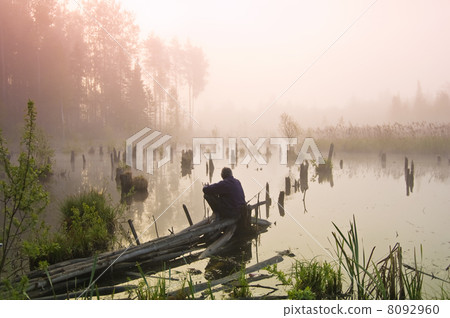 Morning fishing 8092960