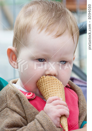 Baby girl with ice cream cones 8094080