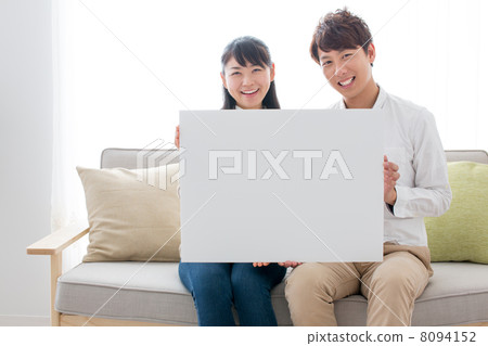 Newlywed lifestyle image Newlywed lifestyle image 8094152