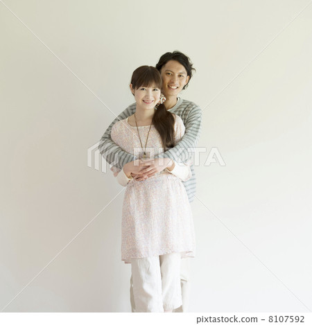 A smiling couple 8107592