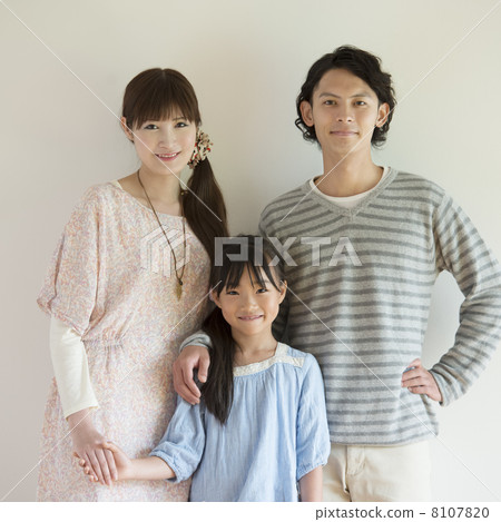 Families connecting hands and smiling 8107820