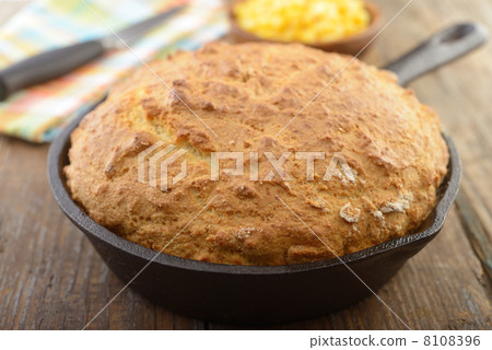 Corn bread Corn bread 8108396