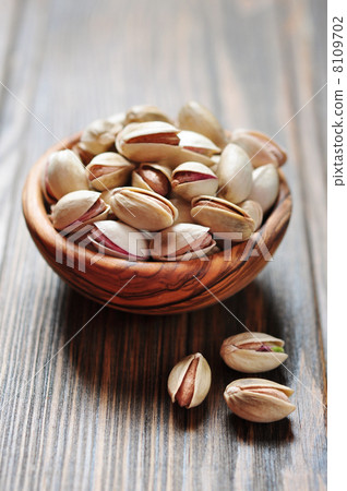 pistachio nuts pistachio nuts 8109702