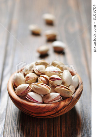 pistachio nuts pistachio nuts 8109704