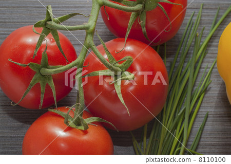 Spring vegetalbes Spring vegetalbes 8110100