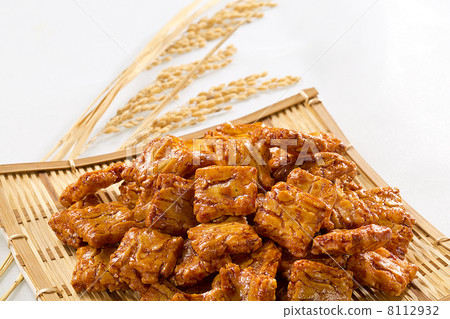 Japanese confectionery · rice cake · kakimochi Japanese confectionery · rice cake · kakimochi 8112932