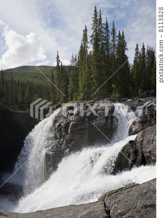 Rjukandefossen waterfall (Hemsedal, Norway) Rjukandefossen waterfall (Hemsedal, Norway) 8113828