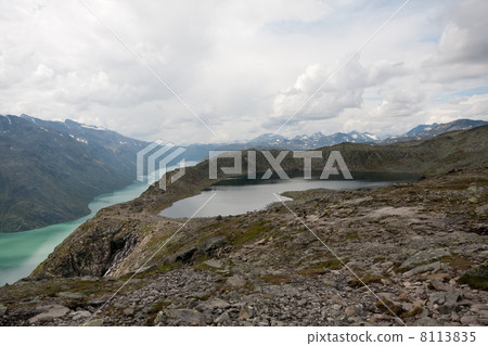 Besseggen (Nationhal Park Jotunheimen, Norway) Besseggen (Nationhal Park Jotunheimen, Norway) 8113835