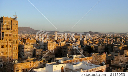 也門薩那的舊城區晨光 8115053