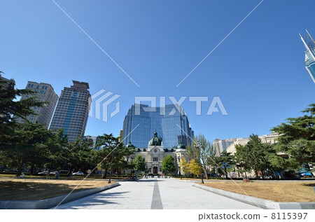 Zhongshan Square (Dalian, China) 8115397