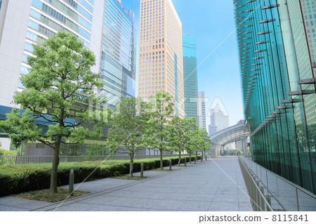 The sidewalk of the shio site 8115841