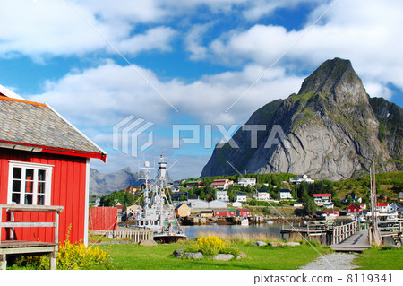 Lofoten Islands Raine 8119341