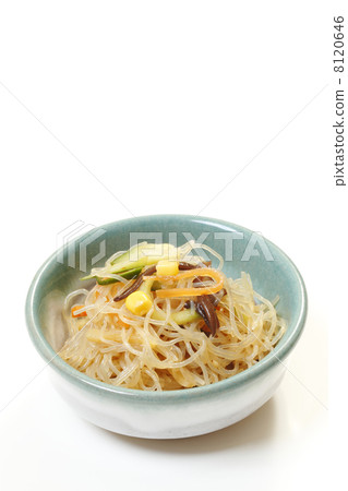 Chinese-style vermicelli salad 8120646