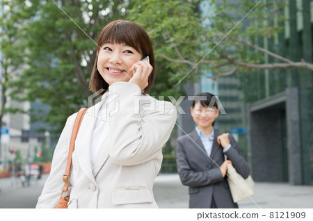 business woman commuting business woman commuting 8121909
