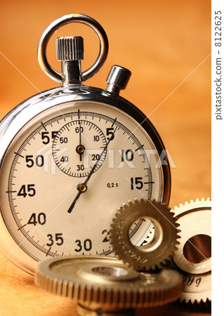 Mechanical ratchets and stopwatch 8122625