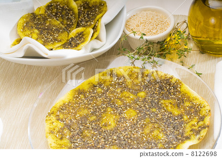 lebanese manouche or manoushe lebanese manouche or manoushe 8122698