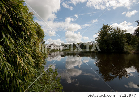 Royal Palace Soestdijk (the Netherlands) Royal Palace Soestdijk (the Netherlands) 8122977