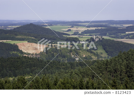Quarry and castle Kasselburg near Gerolstein (Germany) Quarry and castle Kasselburg near Gerolstein (Germany) 8123423