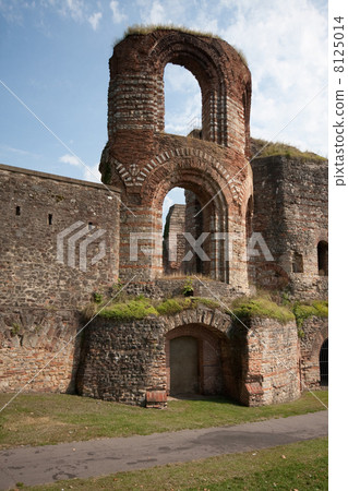 Kaiserthermen (Roman bathhouse, Trier, Germany) Kaiserthermen (Roman bathhouse, Trier, Germany) 8125014